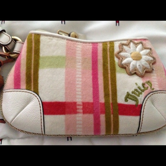 💯%Authentic Juicy Couture wristlet wallet!