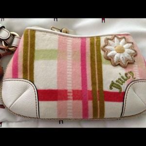 💯%Authentic Juicy Couture wristlet wallet!