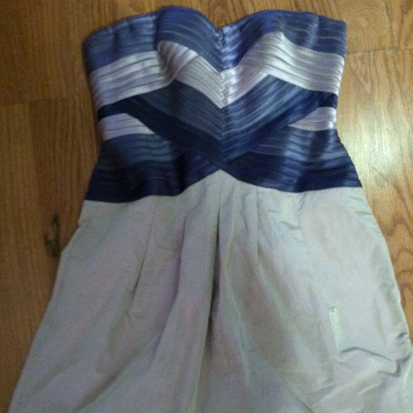 Prom dresses - Picture 4 of 4