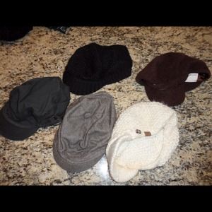 Lot of 5 newsboy hats!
