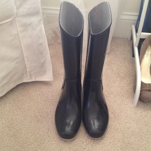 Zara Rainboots