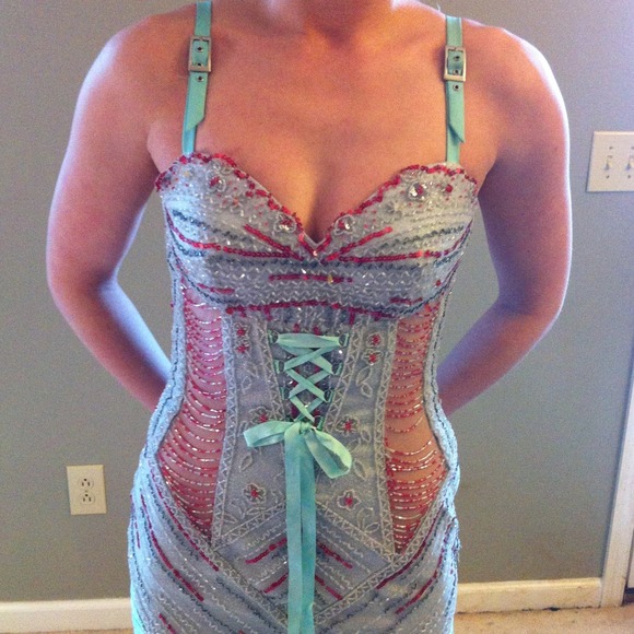 Fun floor length dress - Picture 3 of 3