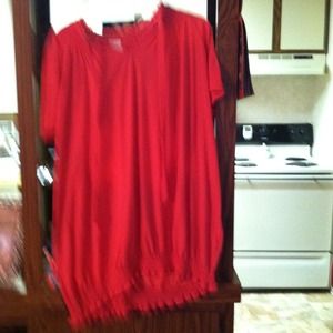 Light feel pink top ruffled waist