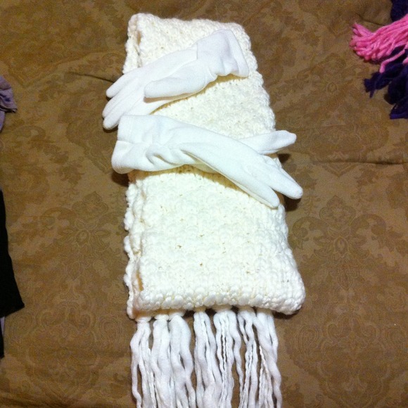 Cream scarf with cream gloves