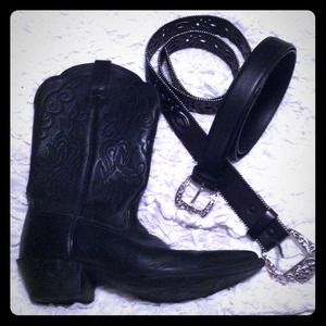 HOLD❎. KIMBERLYSMALL1