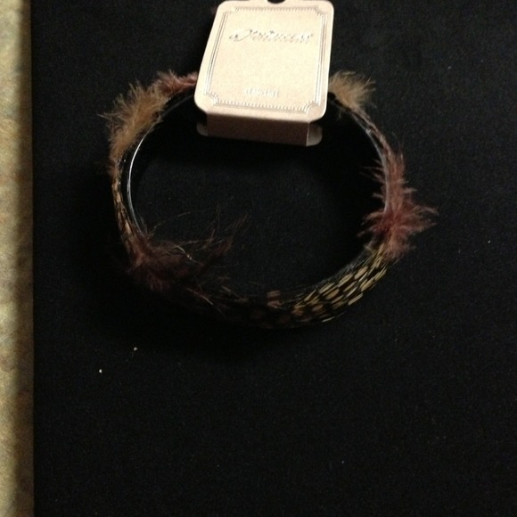 Feather bracelet