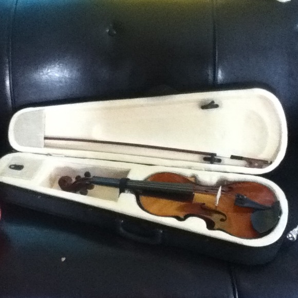 A violin on hold