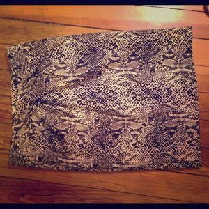Snake print Michael Kors pencil skirt