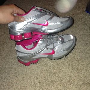 Nike shocks