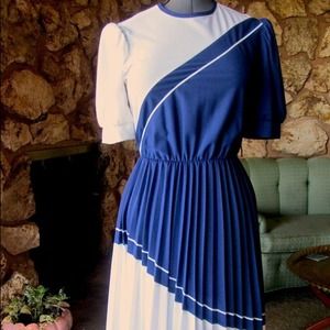 Vintage blue and white color block dress