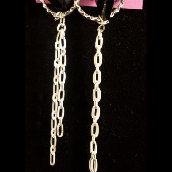 Dangle earrings - Picture 3 of 4