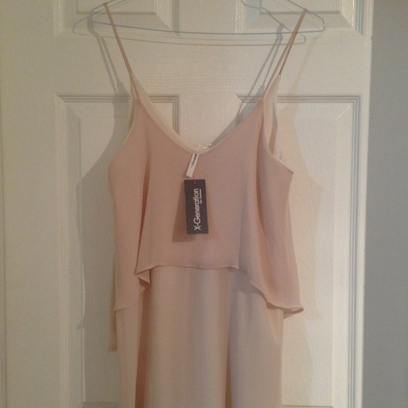 ⛔NO LONGER AVAILABLE⛔✨NEW✨👗High-Low Tier Dress - Picture 2 of 2