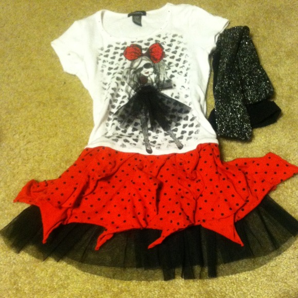 Cute tshirt dress and tights (sparkly) - Picture 2 of 4