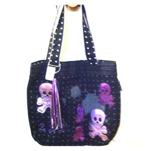 Purple skull and heart purse! BRAND NEW
