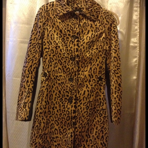 Leopard print faux fur coat