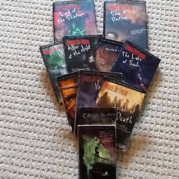 Book bundle series Cirque Du Freak