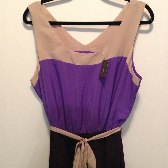 🚫Sold🚫Purple block dress - Picture 2 of 4