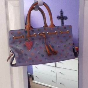 💢REDUCED💢Authentic blue dooney&bourke purse