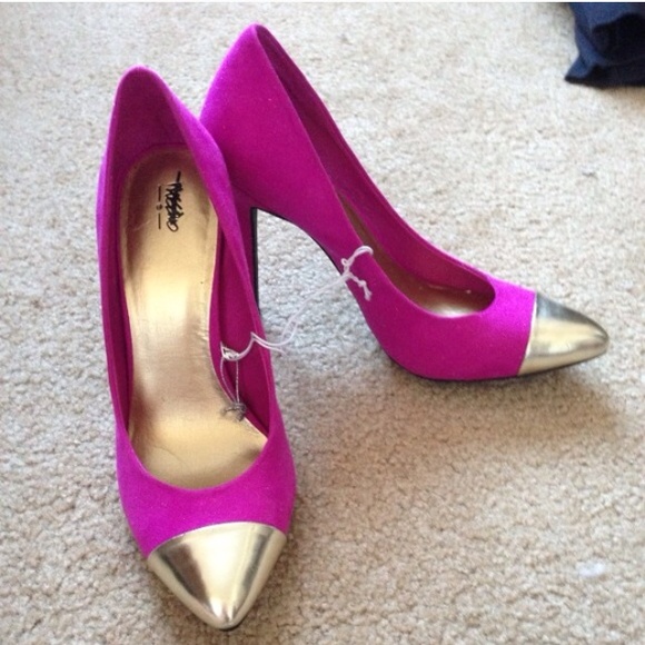 πHost Pickπ Pink cap toe high heals - Picture 4 of 4