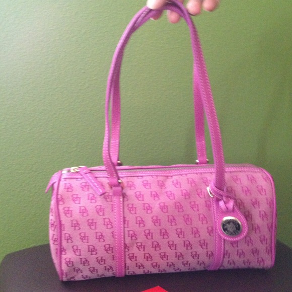 Dooney & Bourke, Barrel Bag