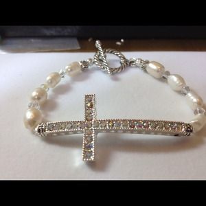 Fresh water pearl rhinestone cross bracelet.