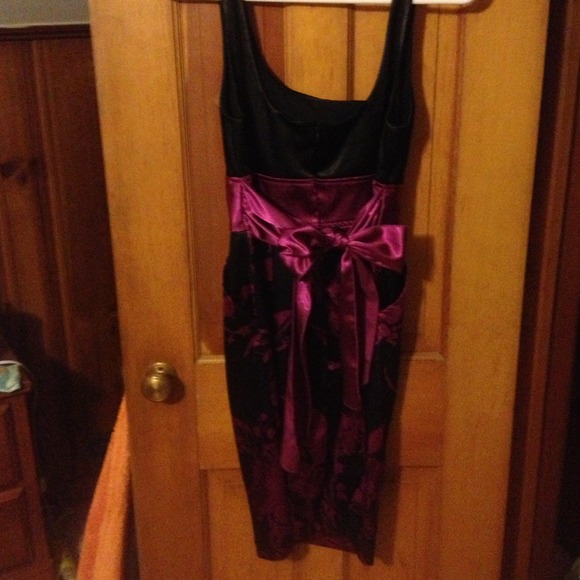 *Reduced! Dress - Picture 2 of 4