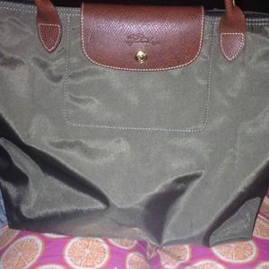 Olive green long champ purse
