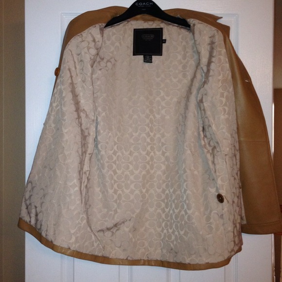 Authentic Coach Leather Jacket - Picture 3 of 4