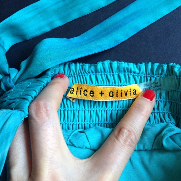 Alice + Olivia silk dress - Picture 3 of 3