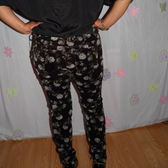 ELSE VERY DARK BROWN FLORAL JEANS SIZE 29 - Picture 3 of 10