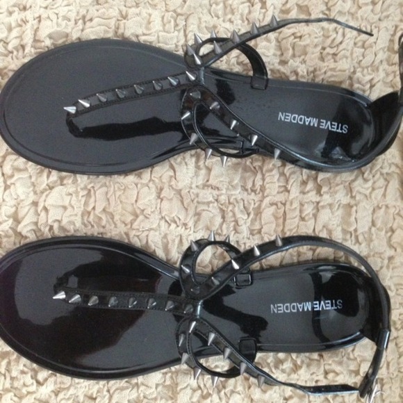 Steve Madden spike sandal