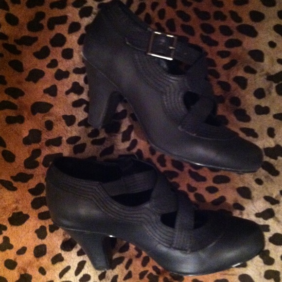🎀Bundled🎀Vintage Black Criss Cross - Picture 2 of 3