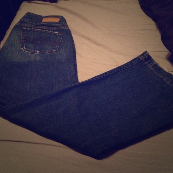 Size 8 reg Abercrombie & Fitch jeans.