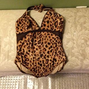 One piece leopard swim suit