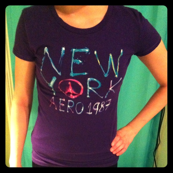 Aeropostale tshirt. NEVER WORN!