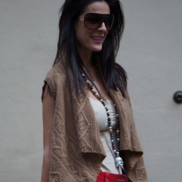 SOLD in bundle Theory vest