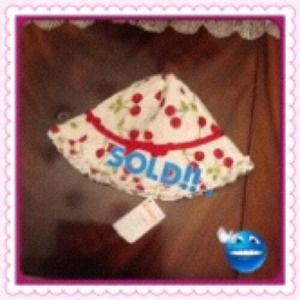 GYMBOREE CHERRY HAT FOR BABY GIRL!!!   NWT 🌹👒