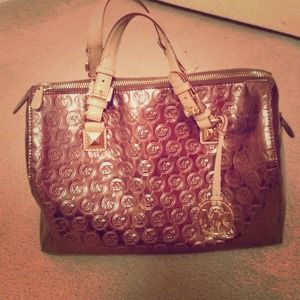 NOT FOR SALE! Just sharing💋