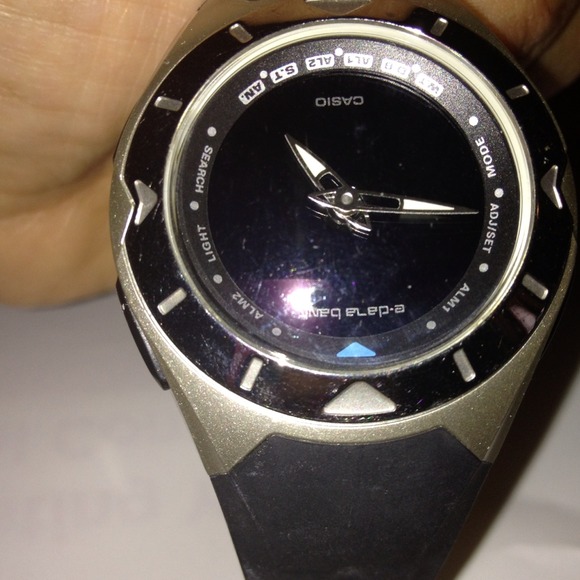 Watch - Picture 2 of 3