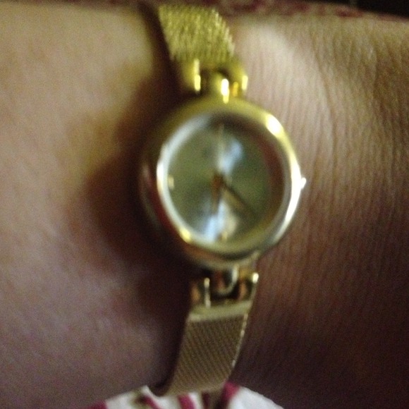 Watch - Picture 2 of 4