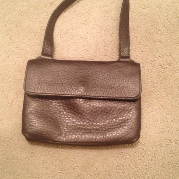 Bundled๐๐๐ - Picture 3 of 4