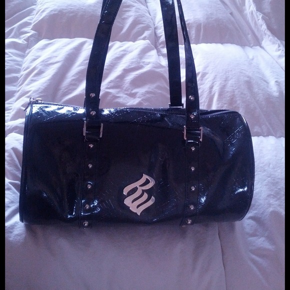 Roca Wear - Picture 1 of 3