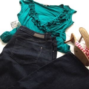 **SOLD** DKNY Soho jeans (never worn)