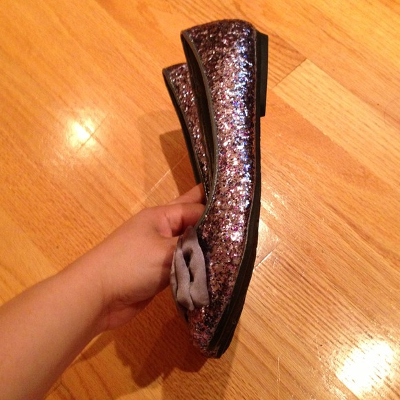 NIB never worn Fergalicious Flats - Picture 2 of 3