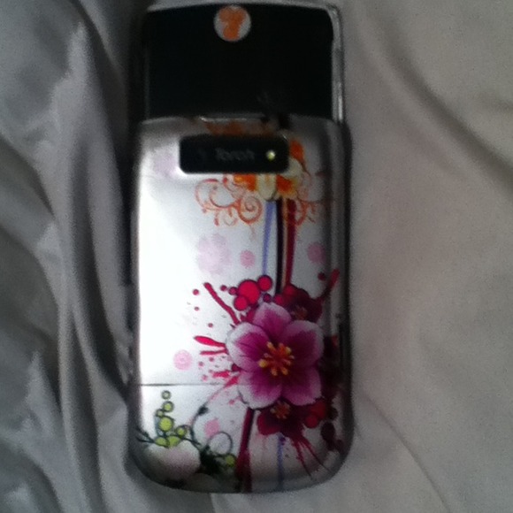 Blackberry torch hard case