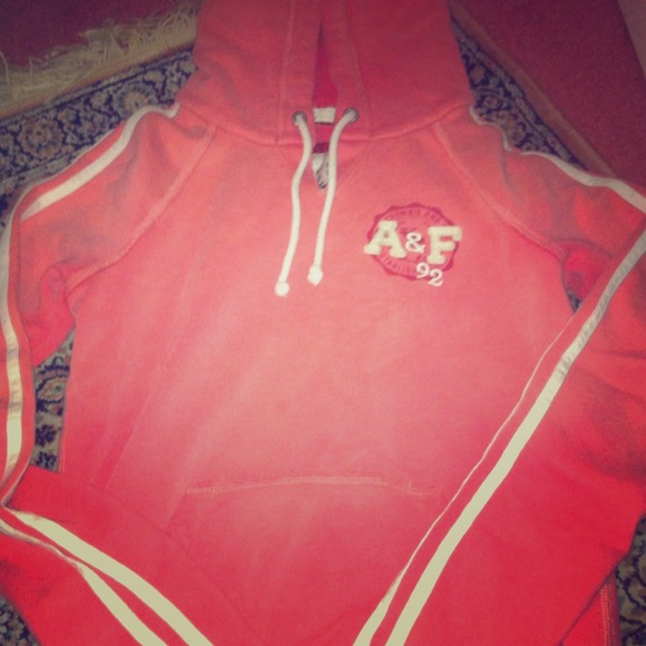 **TRADE** A&F Hoodie, beaded bracelet and anklet