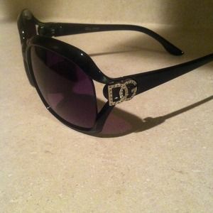 Great glasses but, the side broke :(