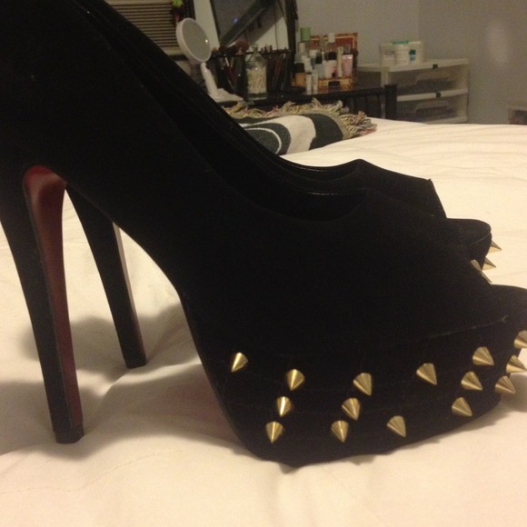 Gold spike peep toe REDUCED