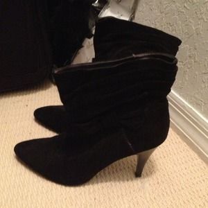 Boots with Bow on side