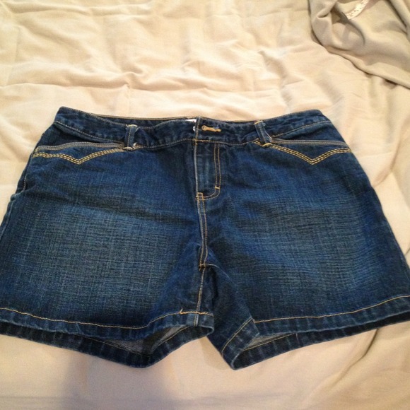 🚫🚫SOLD🚫🚫Denim Shorts